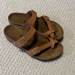 Birkenstock sandals size 34